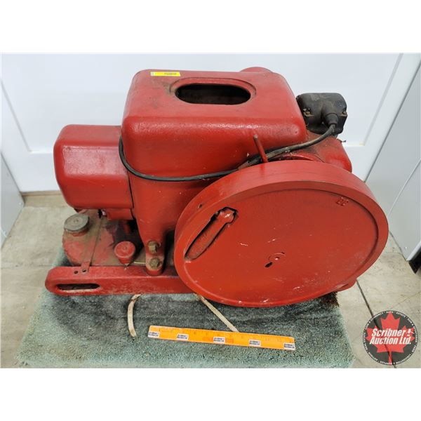 IH Pump Motor (17-1/2"H x 17"W x 29"D) (NOTE : Fuel Tank Leaks) (SEE PICS!)