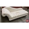 Image 1 : Victorian Style Tufted Chaise Lounge (34"H x 76"W x 28-1/2"D) (SEE PICS!)