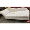 Image 3 : Victorian Style Tufted Chaise Lounge (34"H x 76"W x 28-1/2"D) (SEE PICS!)