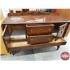 Image 2 : Buffet / Sideboard (36"H x 53-1/2"W x 19"D) (SEE PICS!)