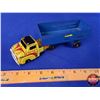 Image 2 : Wyandotte Tin Toy Truck & Trailer "VALLEY FARMS" (2-1/2"H x 2-1/4"W x 8-1/2"D) (SEE PICS!)