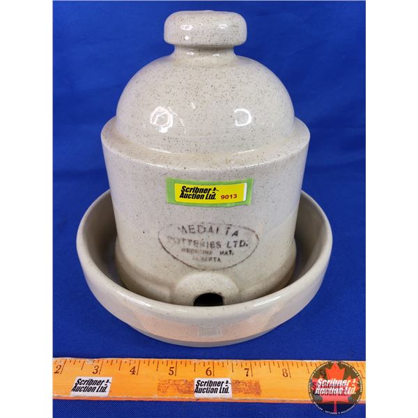 Medalta Crock Chicken Waterer (9"H x 8-1/2"Dia) (SEE PICS!)