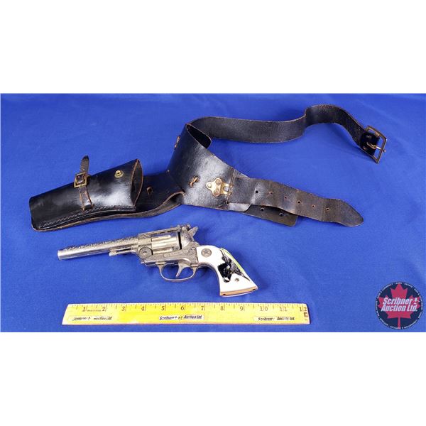 Hubley Texan 38  Cap Gun w/Leather Holster Belt (Belt Length : 34") (SEE PICS!)