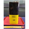 Image 2 : OIL TIN : JOHN DEERE Special-Purpose Oil (2 Canadian Gallons) (13-1/2"H x 8-1/2"W x 5-1/2"D) (SEE PI