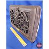 Image 4 : Cast Iron Floor/Wall Grate (10"H x 14"W x 2-1/2"D) (SEE PICS!)