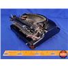 Image 12 : REMINGTON 5 Typewriter "Remington Rand Limited" (Needs some TLC) (SEE PICS!)