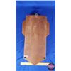 Image 2 : 31 Day Wooden Wall Clock (20"H x 11-1/2"W x 4-1/2"D) (SEE PICS!)