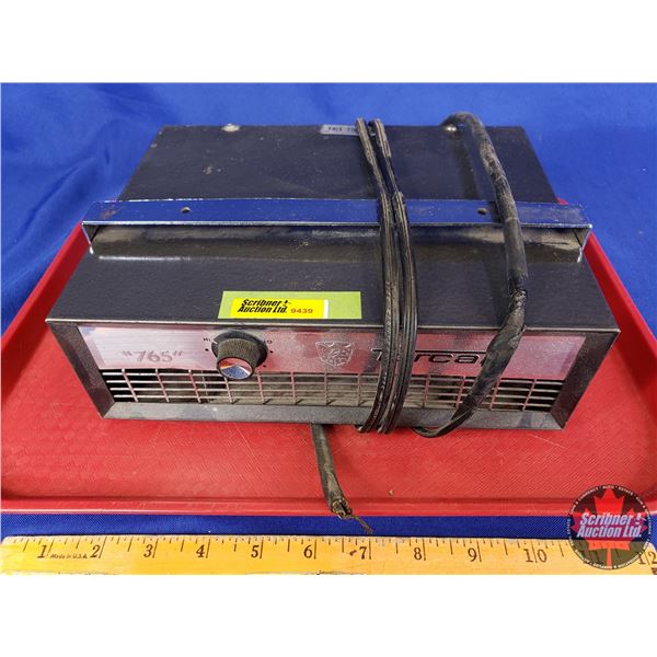 Torcan Model 764 In-Car Heater (4"H x 10"W x 8"D) (SEE PICS!)