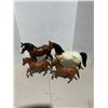 Image 1 : 4x Horses