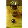 Image 2 : 2 oil lanterns