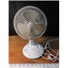 Image 1 : small desk fan