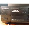 Image 2 : toshibba multi disc dvd player w/remote