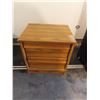 Image 1 : night stand - 20.5"x17"x21"H - natches lot #732