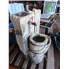 Image 3 : water fountain - no pump
