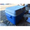 Image 2 : Rubbermaid cooler