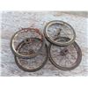 Image 1 : 4 small vintage wheels