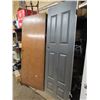 Image 1 : 2 doors, 1 with hinges - grey door: 28"x79.25", wooden door: 32"x78"