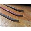 Image 3 : 3 prybars