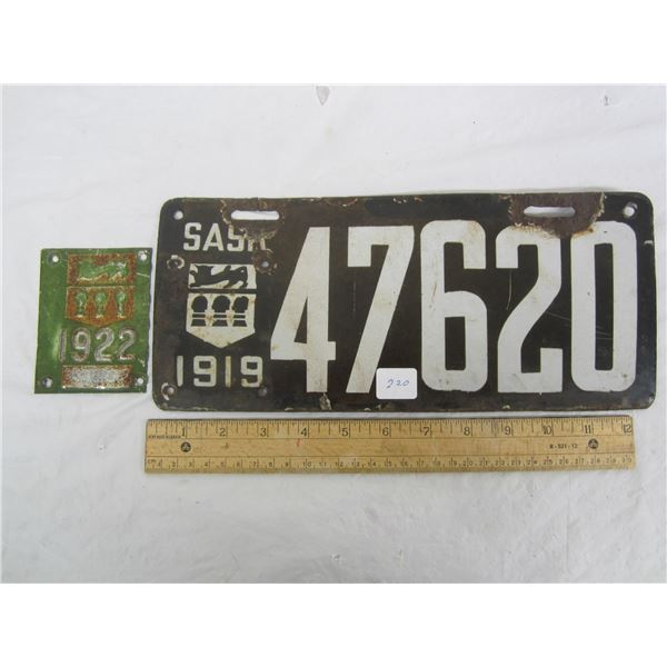 1922  Saskatchewan License Plate with Tag