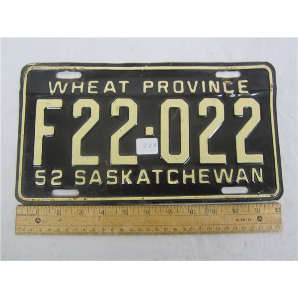 1952 Saskatchewan License Plate