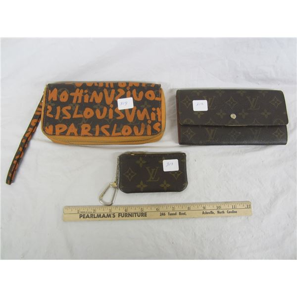 3 Wallets Louis Vuitton can not Authenticate