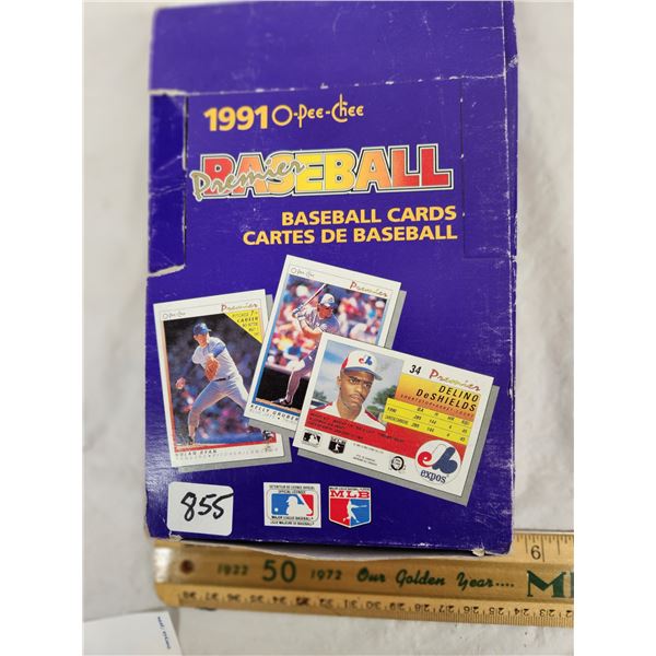Box of 36 packs of 1991 OPC Premiere Baseball