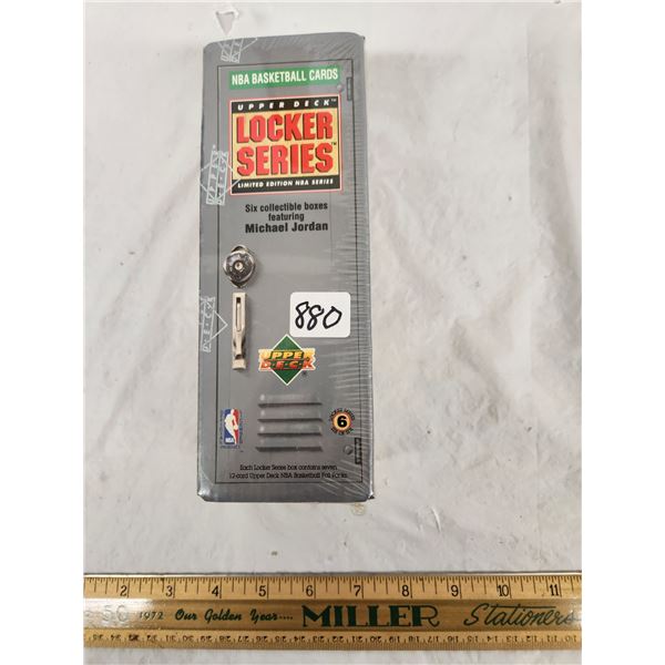 box of 7 packs of 1991 Upper Deck Basketball cards in Michael Jordan box