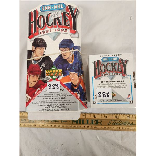 Set of 1991-92 Upper Deck Hockey Series 1 &2