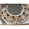 Image 2 : Mirror decorated with sea shells