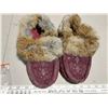 Image 1 : Pair of moccasin slippers