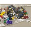 Image 4 : Lot of Lego people and accessories and tools
