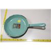 Image 1 : Findlay porcelain steel Saskatchewan frying pan