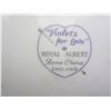 Image 3 : 12 Royal Albert Violets For Love 8 inch Plates