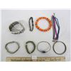 Image 4 : Lot of 8 Vintage Bracelets