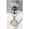 Image 2 : #2 Colonial clear glass coal oil lamp, w/ chimney