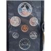 Image 2 : 1975 silver "Calgary" Canadian double dollar year set - in black case