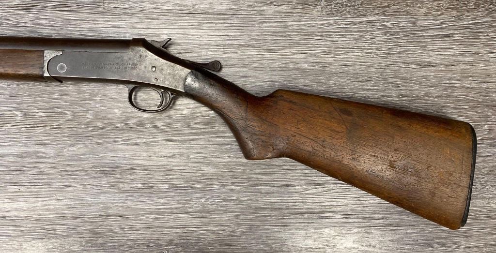 HARRINGTON & RICHARDSON SINGLE SHOT 12 GAUGE SHOTGUN