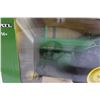 Image 2 : * ERTL John Deere Model R Tractor Key Series #8 Die Cast - 1/16