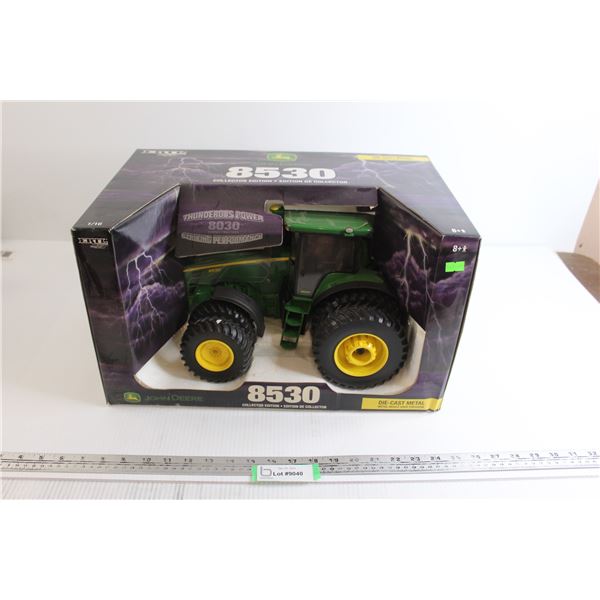 ERTL John Deere 8530 Collector Edition Die Cast - 1/16