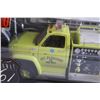 Image 2 : * Highway 61 Collectibles 1975 Heavy-Duty Fire Truck Die Cast - 1/16