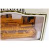 Image 3 : John Deere 420 Crawler Collectors Edition Die Cast - 1/16