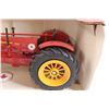 Image 3 : Spec-Cast Massey Harris Challenger Tractor Die Cast - 1/16