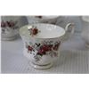 Image 7 : Royal Albert - Lavender Rose China - 30 Piece Set