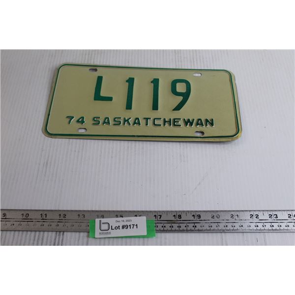 Saskatchewan 1974 Livery License Plate - L119