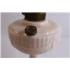 Image 3 : Milk Glass Aladdin Lincoln Drape Kerosene Lamp Base