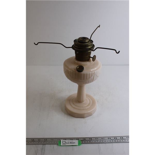 Milk Glass Aladdin Lincoln Drape Kerosene Lamp Base