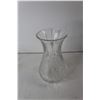 Image 2 : Pinwheel Crystal Bowl, Crystal Vase With Chip