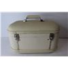 Image 3 : Vintage Make Up Travel Case - Globetrotter