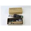 Image 2 : (2) Vintage Button Holers - Wite - Greist