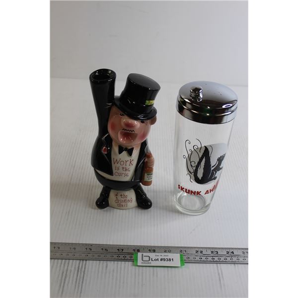 Skunk Award Cocktail Shaker, Decanter